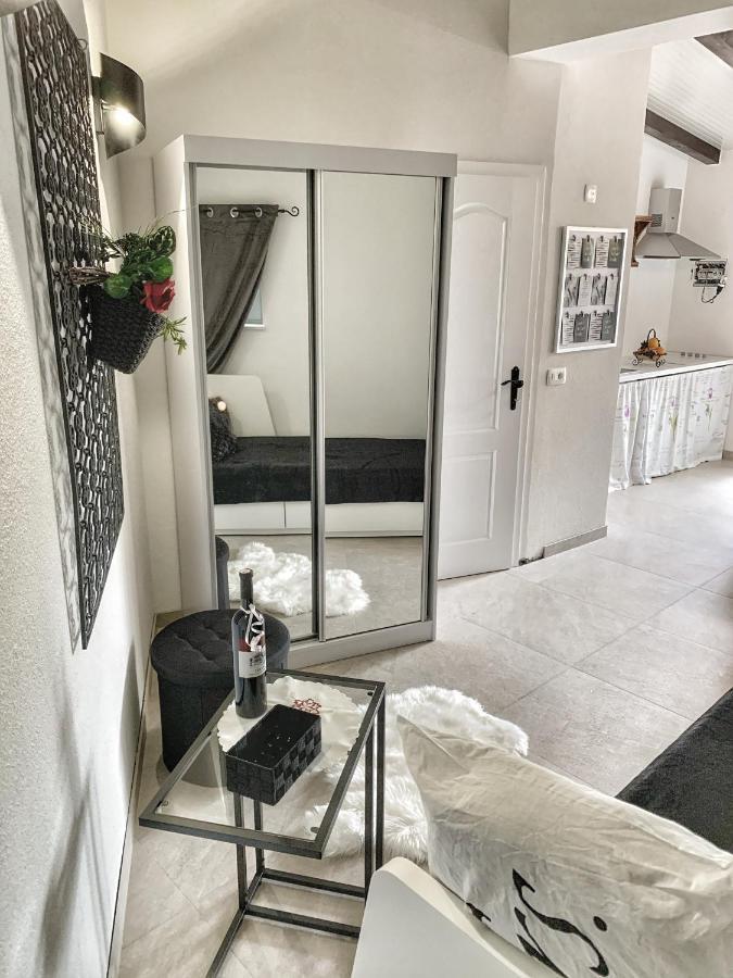 Villa Nika 2 Екстер'єр фото